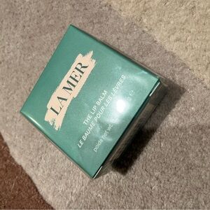 La Mer Lip Balm in Chic Green Box